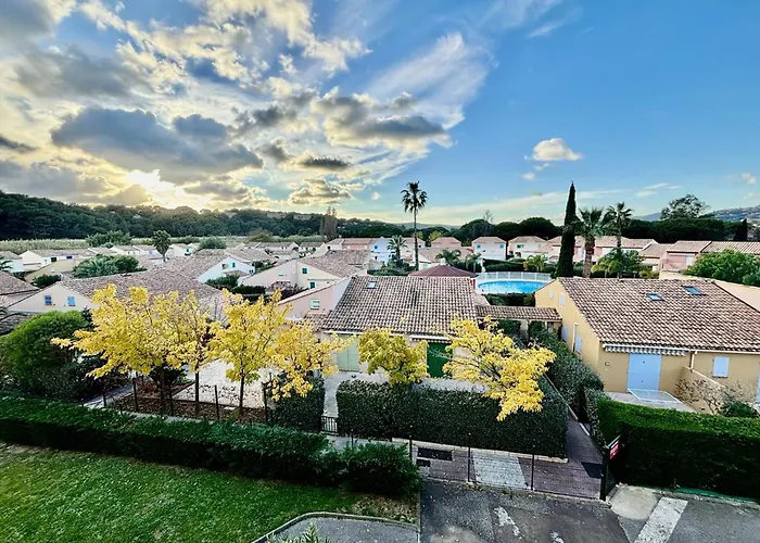 T2 Climatise Proche Avec Terrasse Et Garage - Fr-1-816-14 Апартаменты